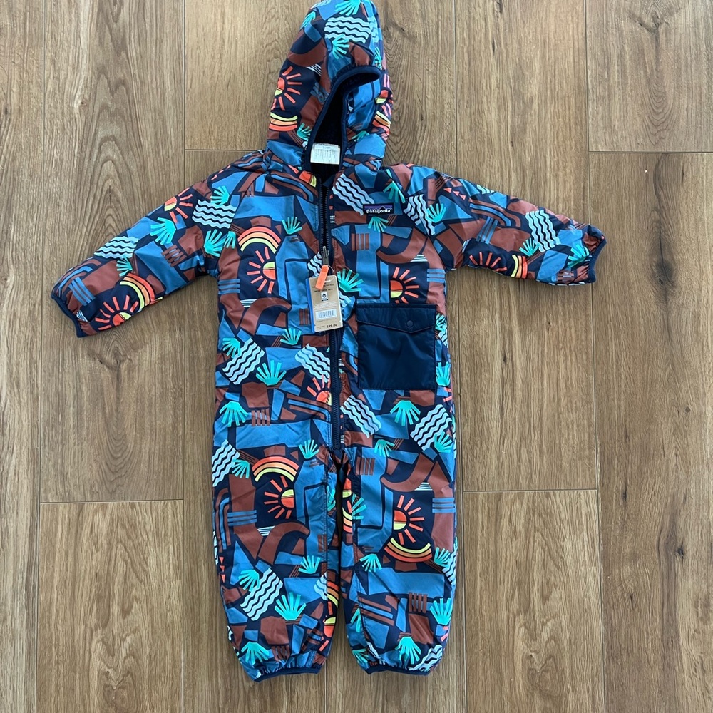 Patagonia reversible Puff Ball Bunting 6-12 mths NWT